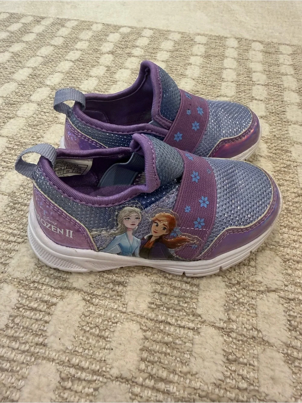 Disney Frozen Slip on Tennis Shoes, size 6